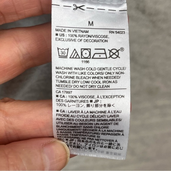 Banana Republic Viscose Sleeveless Top Medium Shimmer Trim - Picture 8 of 15